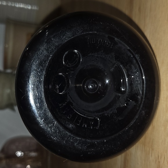 CamelBak Chute Mag Bpa Free Water Bottle 1500 ml / 1.5 L Charcoal Gray - Picture 5 of 6